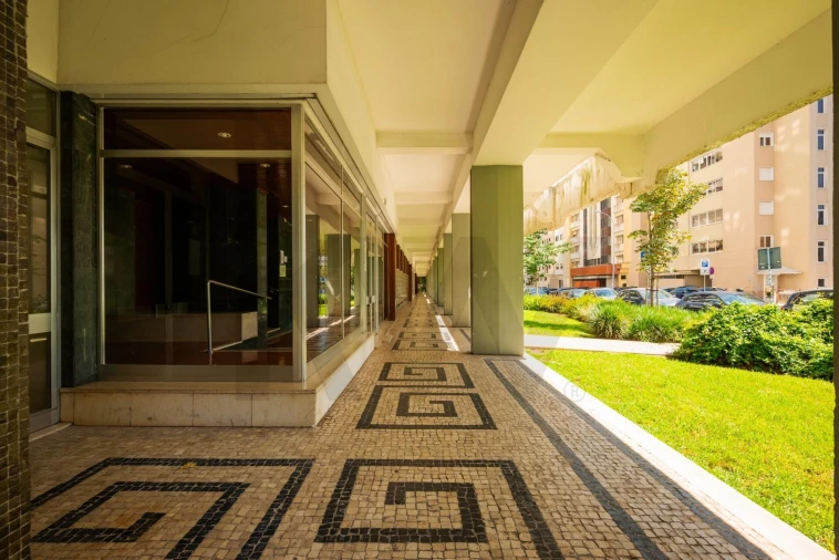 Apartamento T3 para Arrendamento em Algés, Linda-A-Velha e Cruz Quebrada-Dafundo Foto 36