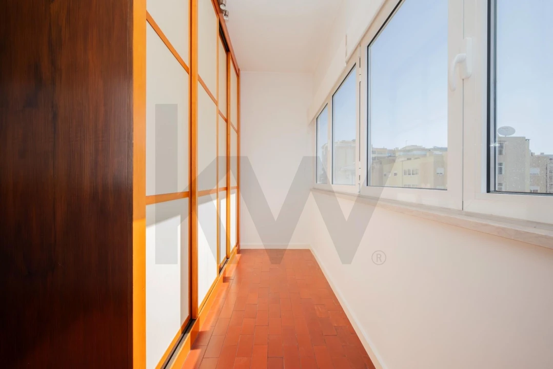Apartamento T3 para Arrendamento em Algés, Linda-A-Velha e Cruz Quebrada-Dafundo Foto 20
