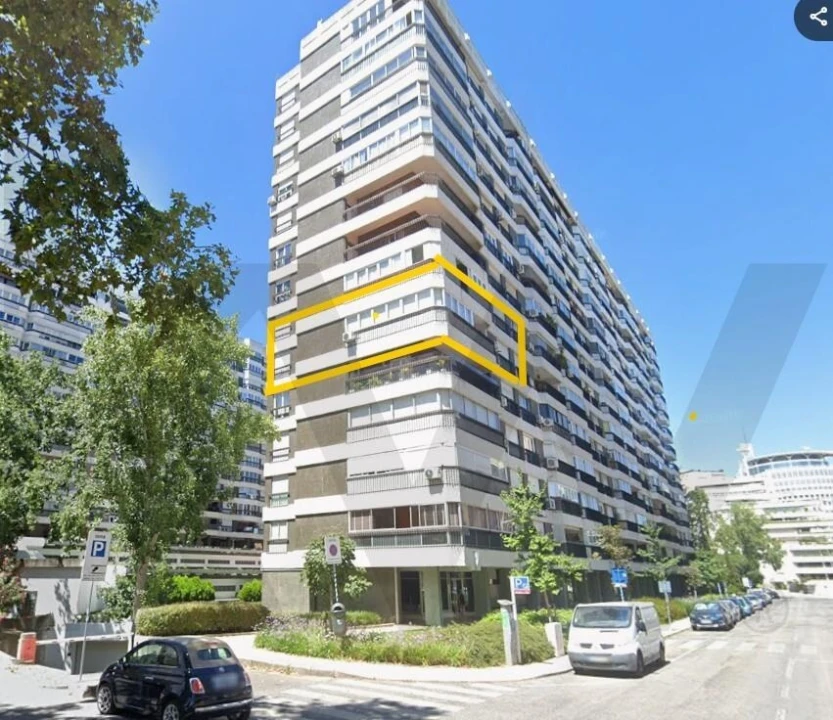 Apartamento T3 para Arrendamento em Algés, Linda-A-Velha e Cruz Quebrada-Dafundo Foto 39