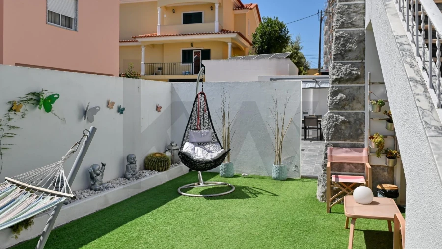 Moradia T5 para Venda em Porto Salvo