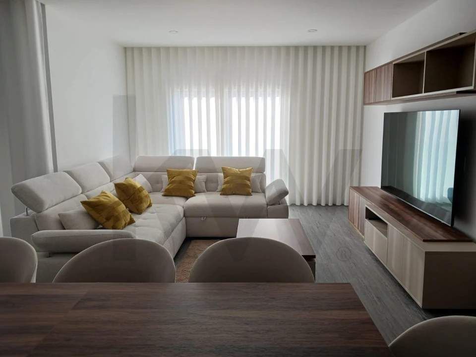 Apartamento T2 para Venda em Corroios Foto 1