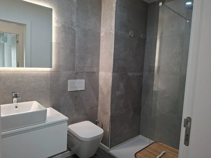 Apartamento T2 para Venda em Corroios Foto 13