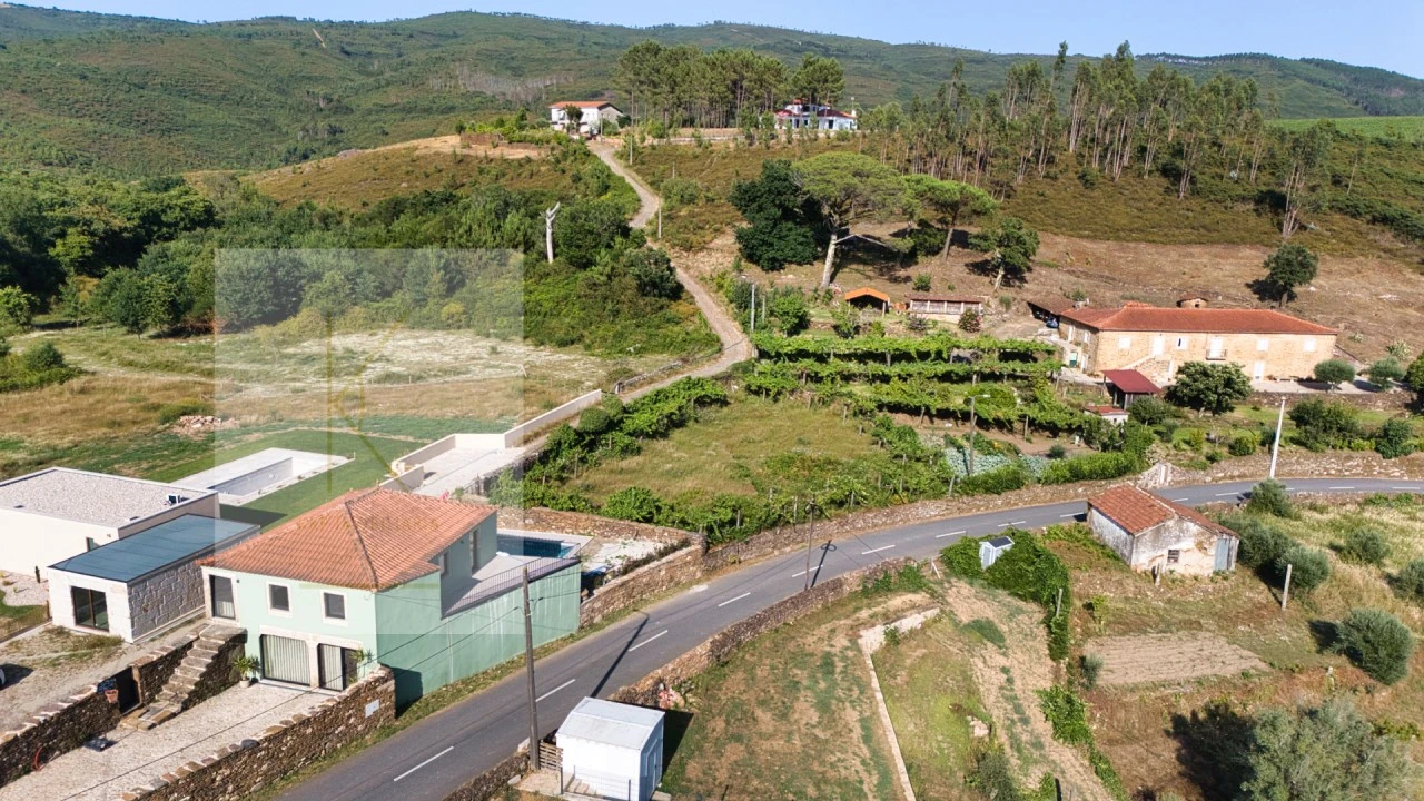 Terreno para Venda em Cabração e Moreira do Lima Foto 21