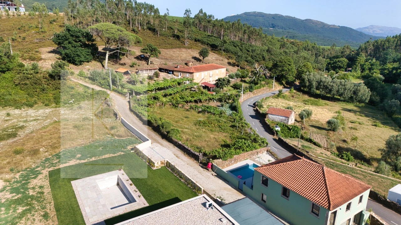 Terreno para Venda em Cabração e Moreira do Lima Foto 23