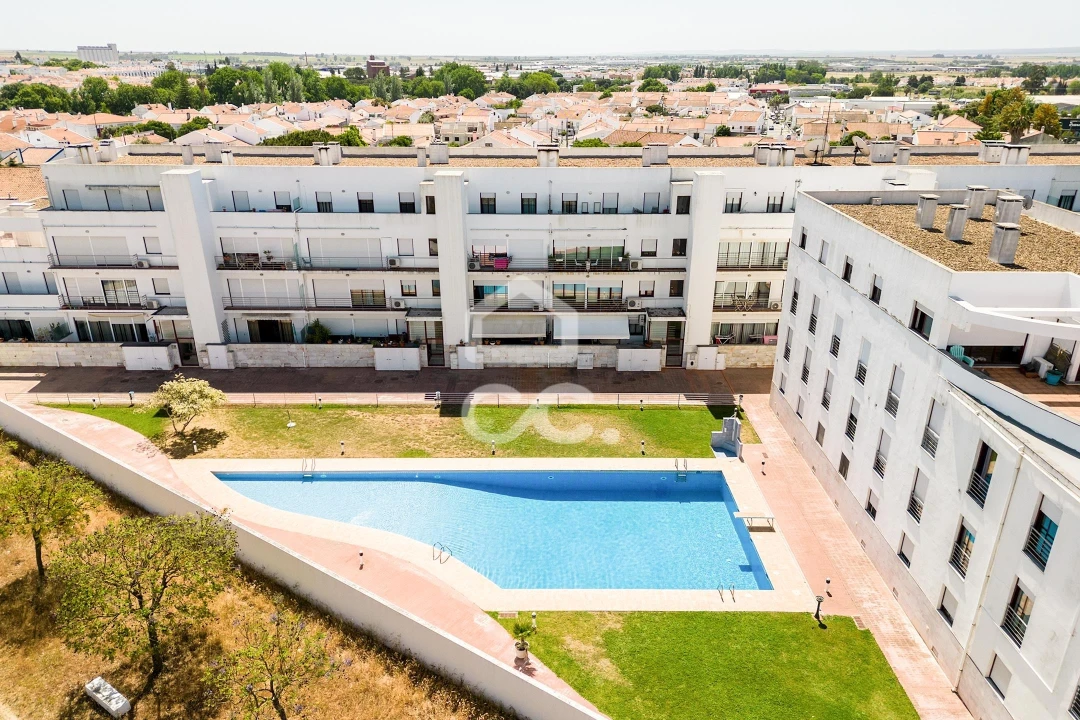 Apartamento T3 para Arrendamento em Malagueira e Horta das Figueiras Foto 29