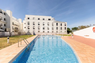 Apartamento T3 para Arrendamento em Malagueira e Horta das Figueiras
