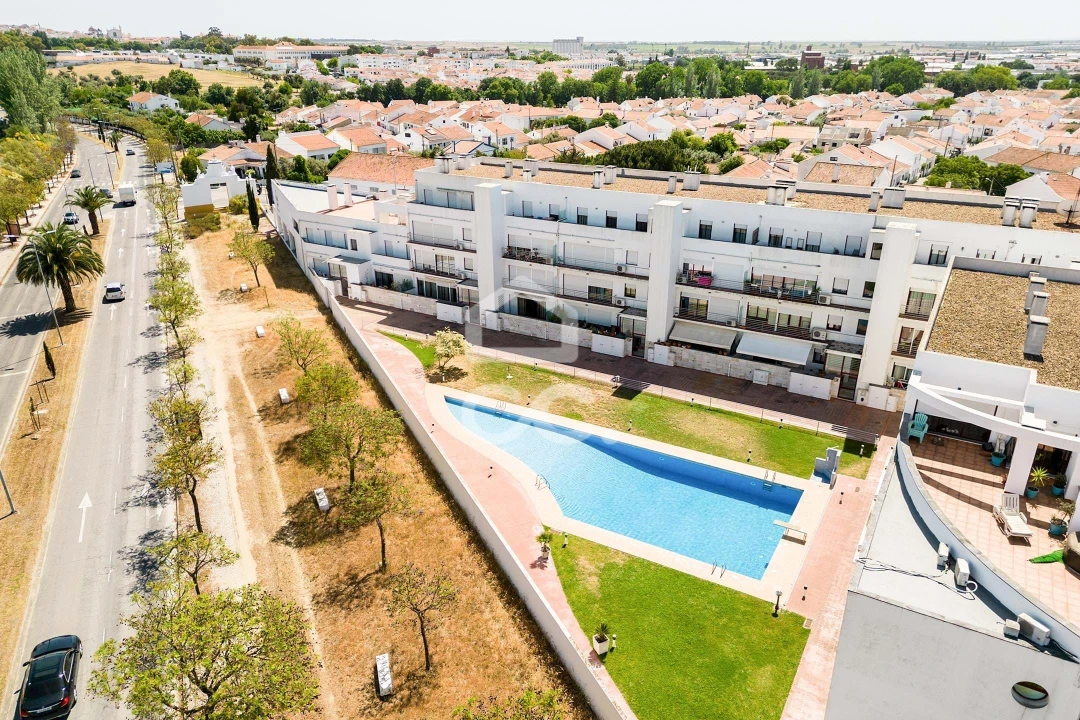 Apartamento T3 para Arrendamento em Malagueira e Horta das Figueiras Foto 30