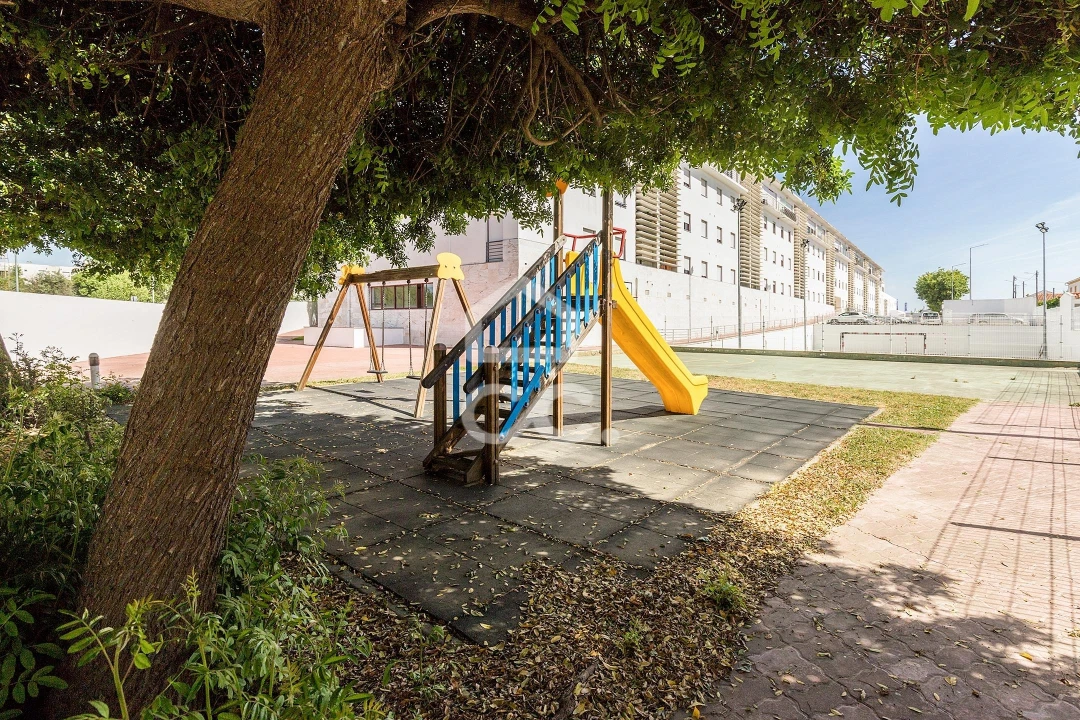 Apartamento T3 para Arrendamento em Malagueira e Horta das Figueiras Foto 22