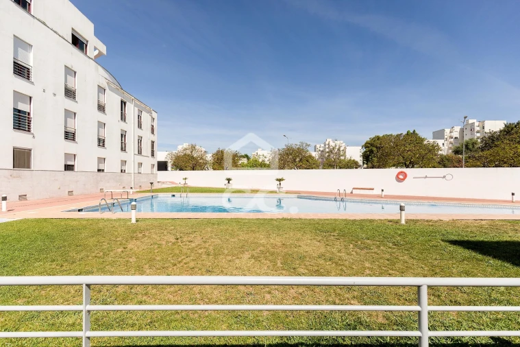 Apartamento T3 para Arrendamento em Malagueira e Horta das Figueiras Foto 26