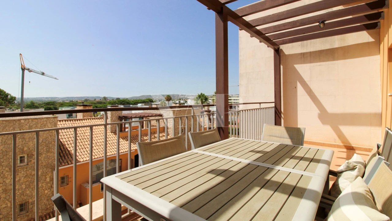 Apartamento T2 para Venda em Quarteira Foto 8