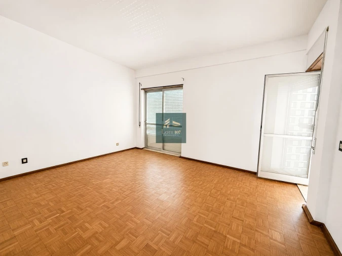 Apartamento T3 para Venda em União das Freguesias de Setúbal Foto 4