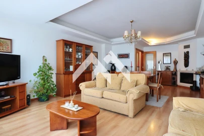 Apartamento T3 para Venda em Rio de Mouro