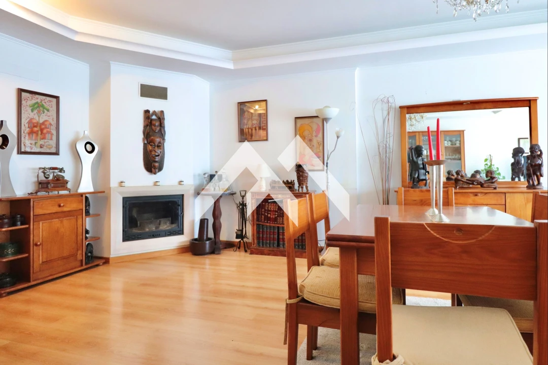 Apartamento T3 para Venda em Rio de Mouro Foto 10