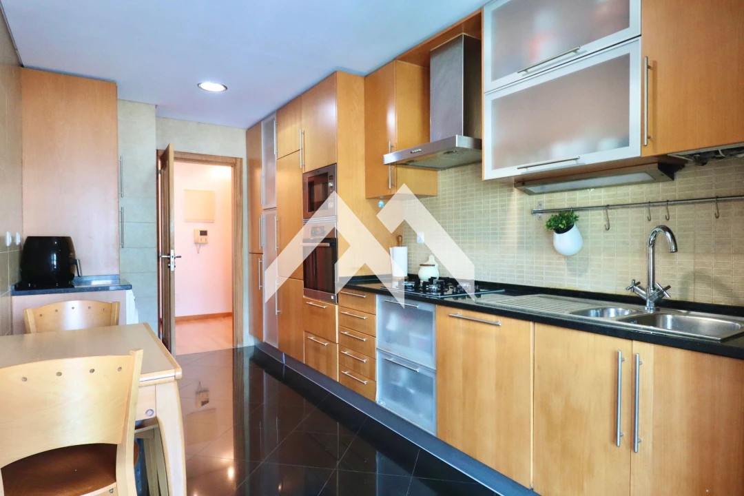Apartamento T3 para Venda em Rio de Mouro Foto 12