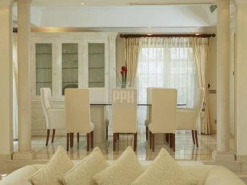 Apartamento T4 para Venda em Almancil