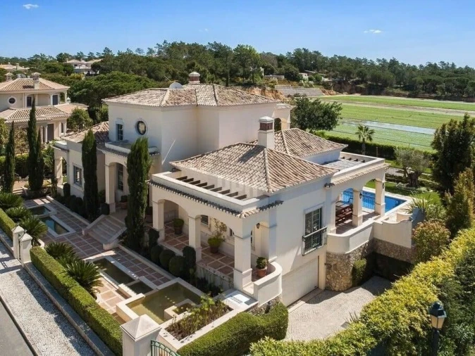 Apartamento T4 para Venda em Almancil Foto 3