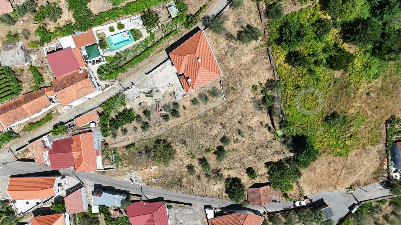 Terreno para Venda em Teixeira e Teixeiró Foto 6