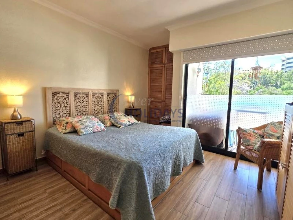 Apartamento T2 para Venda em Quarteira Foto 7