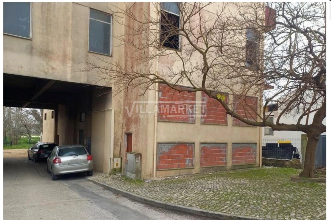 Negócio para Venda em Rio Maior Foto 2