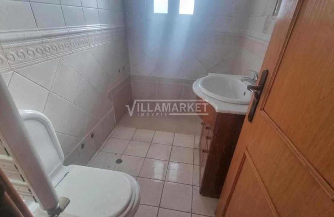 Prédio para Venda em Azeitão (São Lourenço e São Simão) Foto 16