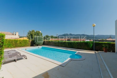 Moradia T4 para Venda em Agualva e Mira-Sintra