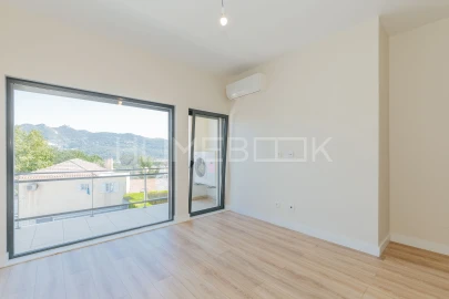 Moradia T4 para Venda em Agualva e Mira-Sintra