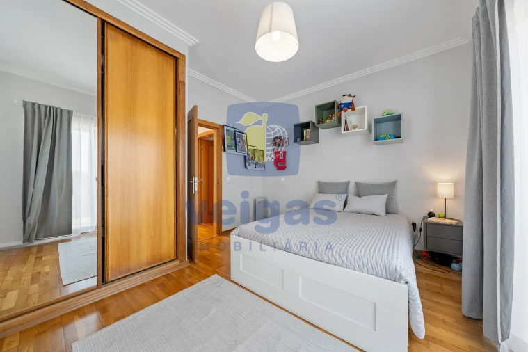 Moradia T4 para Venda em Alhos Vedros Foto 25
