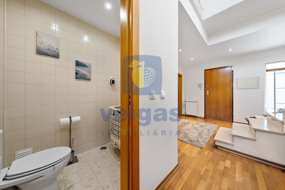 Moradia T4 para Venda em Alhos Vedros Foto 10