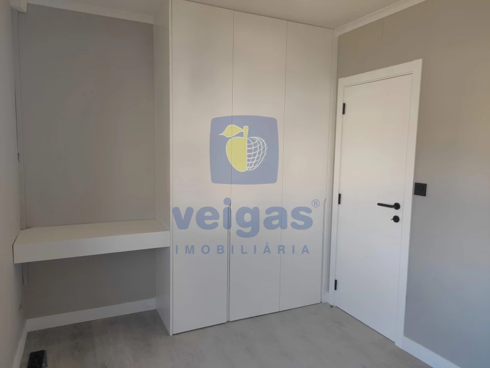 Apartamento T3 para Arrendamento em Caldas da Rainha - Santo Onofre e Serra do Bouro Foto 9