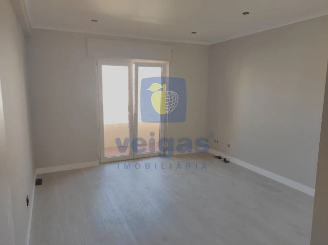 Apartamento T3 para Arrendamento em Caldas da Rainha - Santo Onofre e Serra do Bouro Foto 4