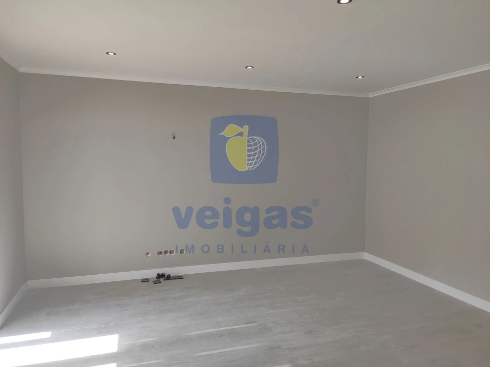 Apartamento T3 para Arrendamento em Caldas da Rainha - Santo Onofre e Serra do Bouro Foto 18