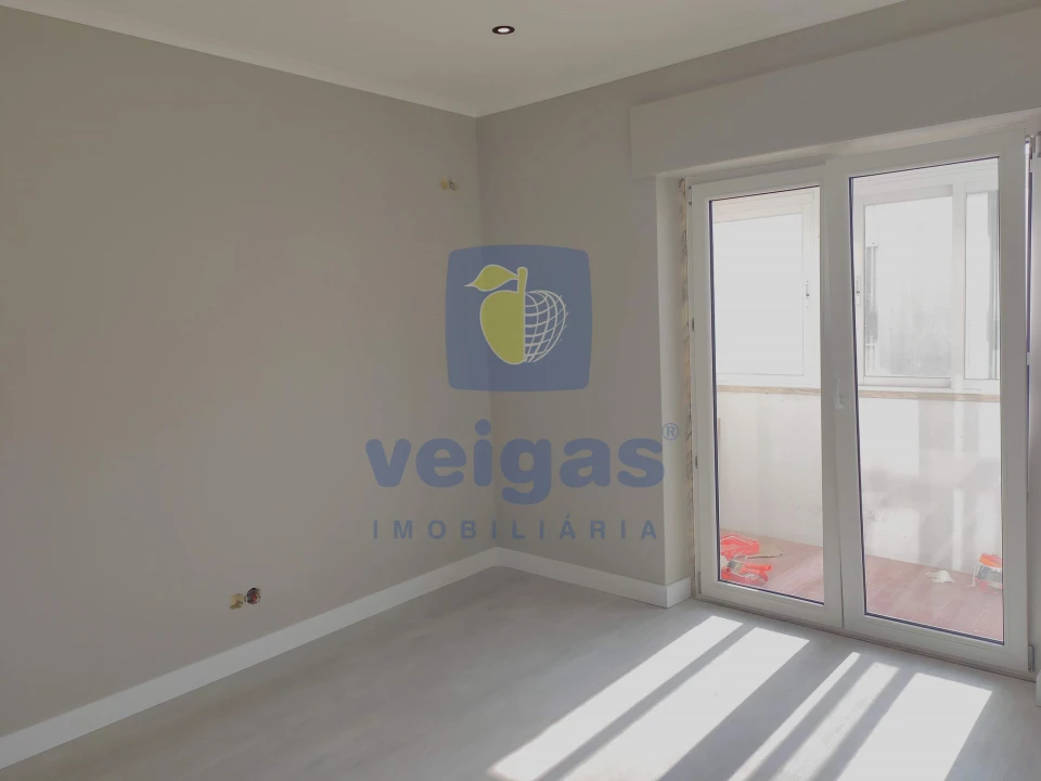Apartamento T3 para Arrendamento em Caldas da Rainha - Santo Onofre e Serra do Bouro Foto 11
