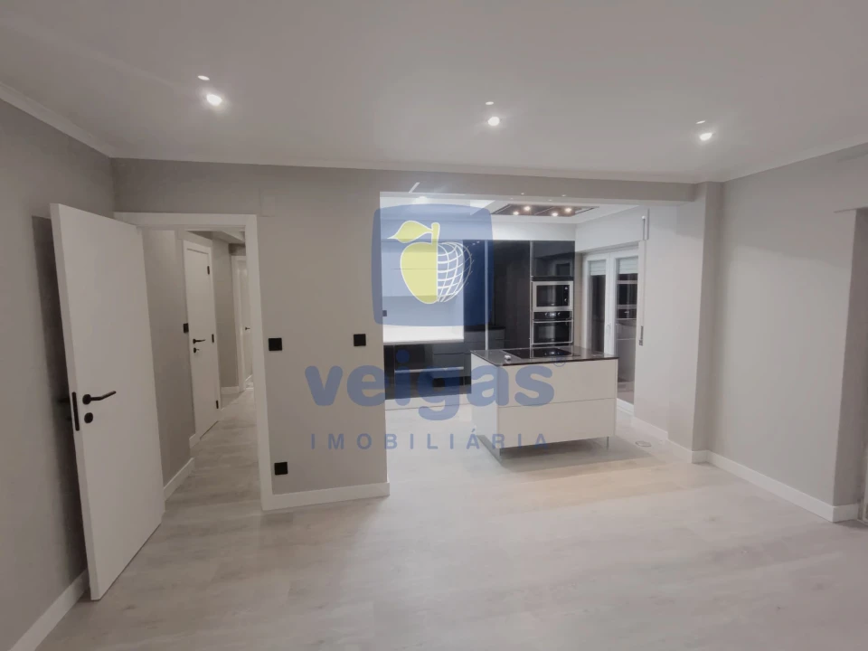 Apartamento T3 para Arrendamento em Caldas da Rainha - Santo Onofre e Serra do Bouro Foto 1