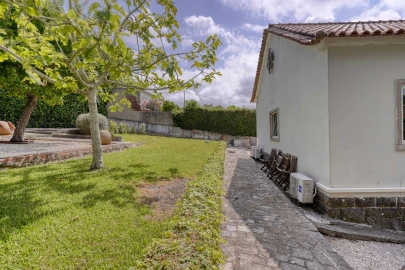 Moradia T3 para Venda em Agualva e Mira-Sintra