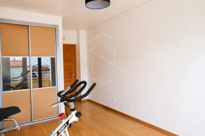 Apartamento T3 para Venda em Benedita