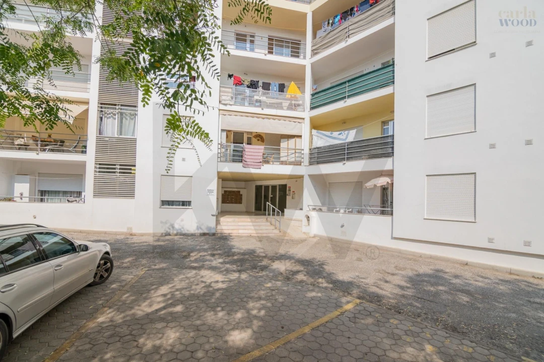 Apartamento T1 para Venda em Portimão Foto 1