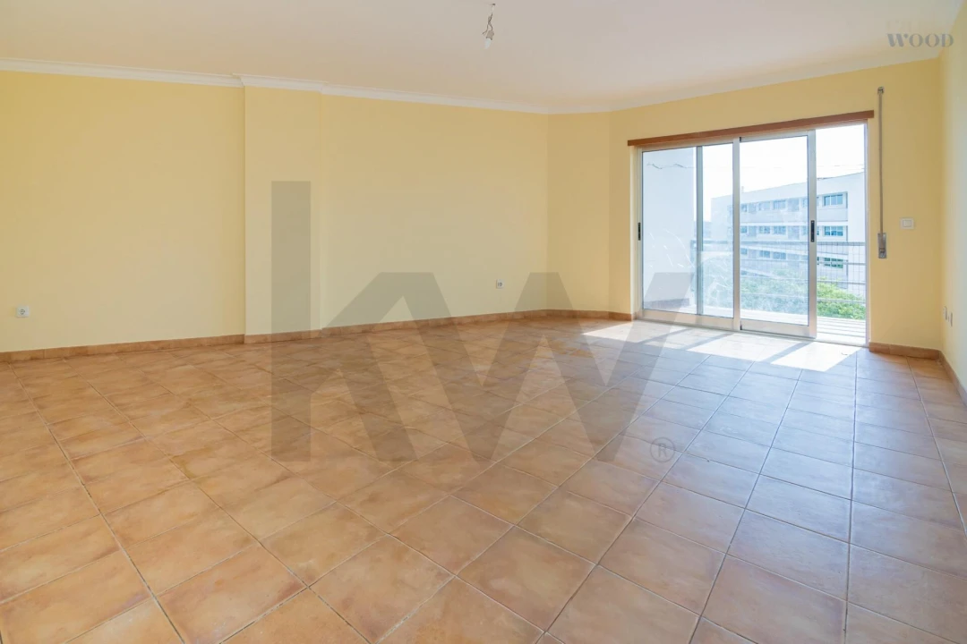Apartamento T1 para Venda em Portimão Foto 10