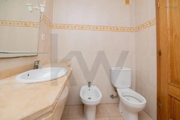 Apartamento T1 para Venda em Portimão Foto 18
