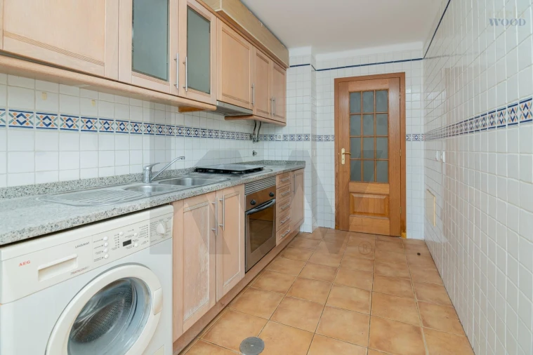 Apartamento T1 para Venda em Portimão Foto 26
