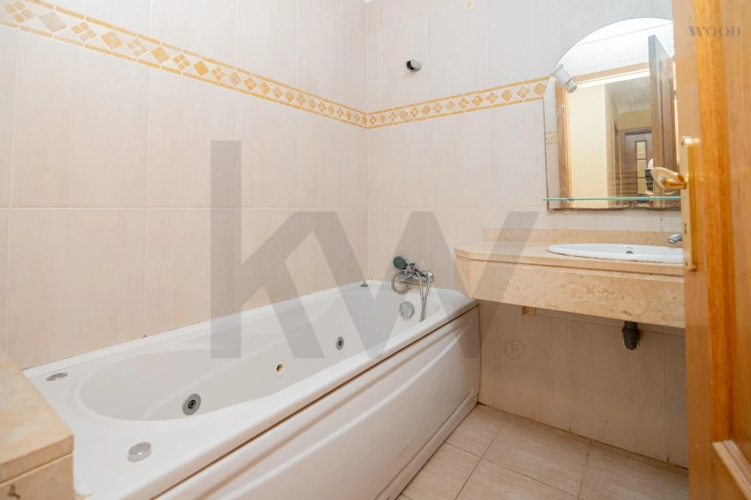 Apartamento T1 para Venda em Portimão Foto 19