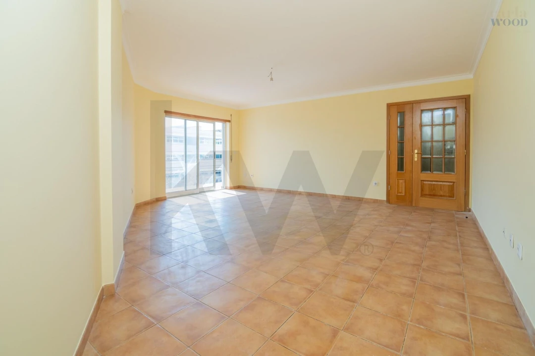 Apartamento T1 para Venda em Portimão Foto 11