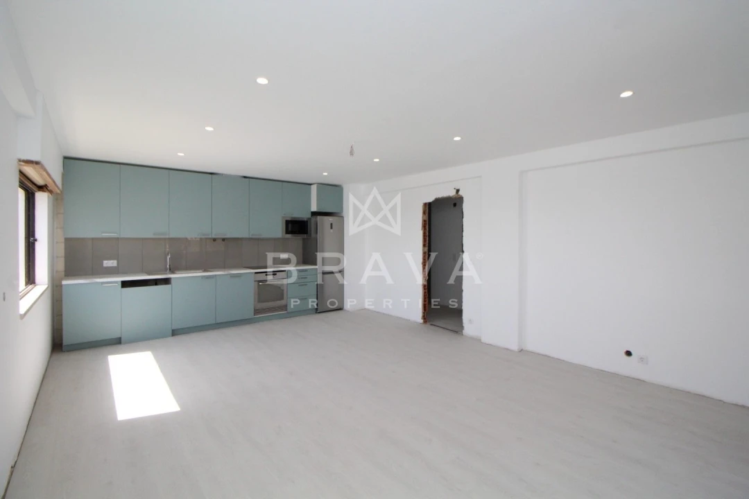 Apartamento T1 para Venda em Albufeira e Olhos de Água Foto 3