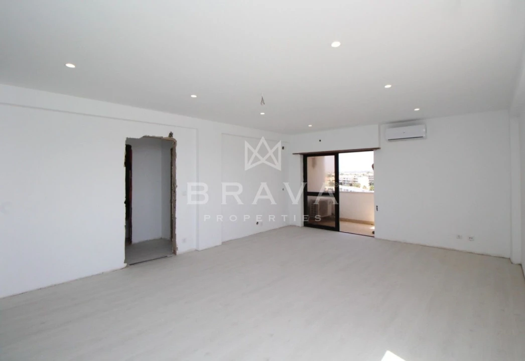 Apartamento T1 para Venda em Albufeira e Olhos de Água Foto 6