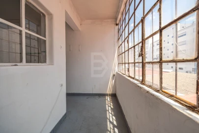 Apartamento T3 para Venda em Marvila, Ribeira Santarém, São Salvador, São Nicolau