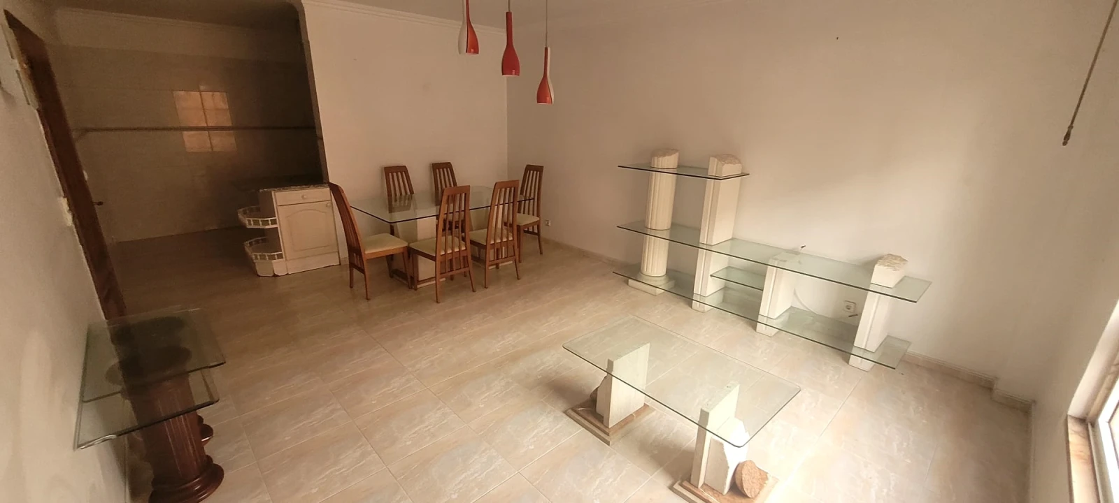 Apartamento T2 para Venda em Algueirão-Mem Martins Foto 2