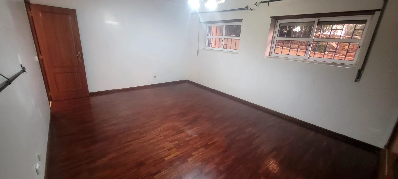 Apartamento T2 para Venda em Algueirão-Mem Martins Foto 15