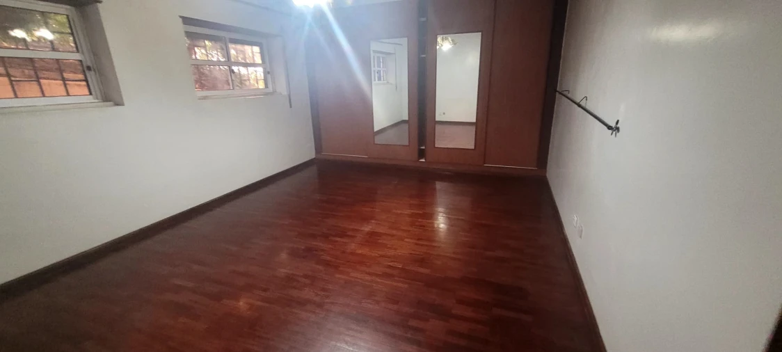 Apartamento T2 para Venda em Algueirão-Mem Martins Foto 16