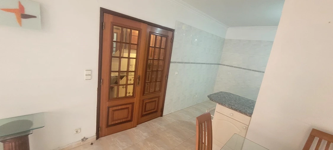 Apartamento T2 para Venda em Algueirão-Mem Martins Foto 8