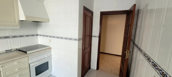Apartamento T2 para Venda em Agualva e Mira-Sintra