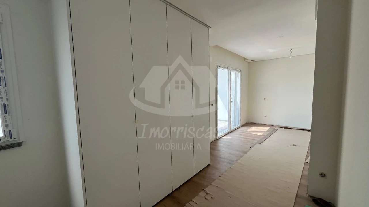 Moradia T3 para Venda em Santa Barbara Foto 16